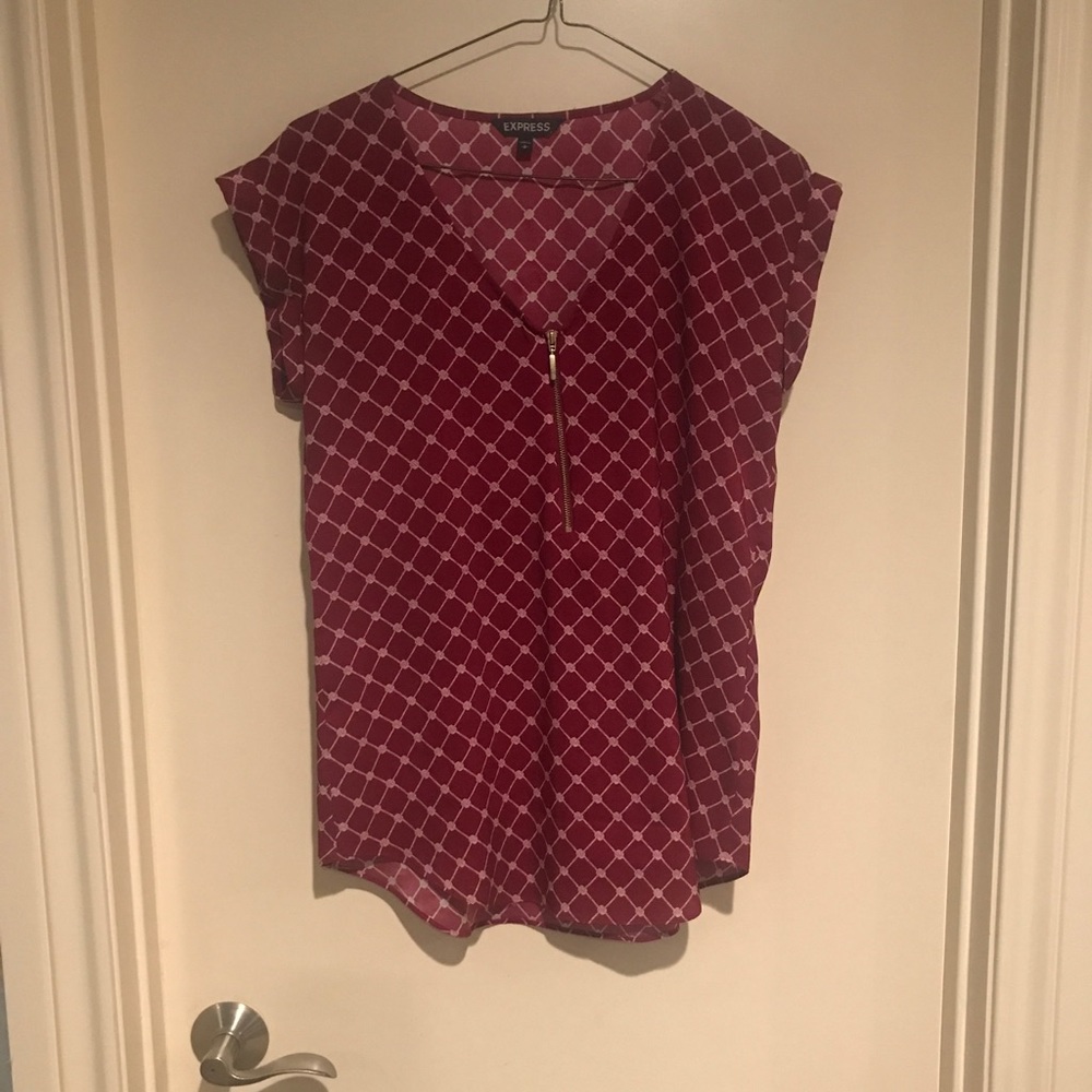 Express vneck